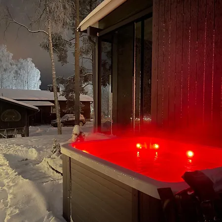 Huoneisto Nordic Aurora With Jacuzzi